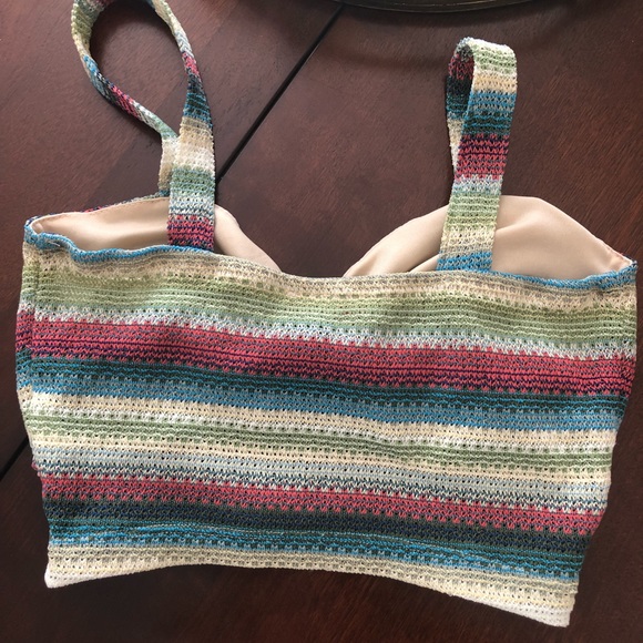 SOLD | Kaityln Boutique • Multicolor Crop Top • Medium - Picture 6 of 6